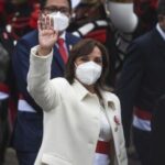 Il presidente del Perù è stato destituito e arrestato, giura la sua vice Dina Boularte